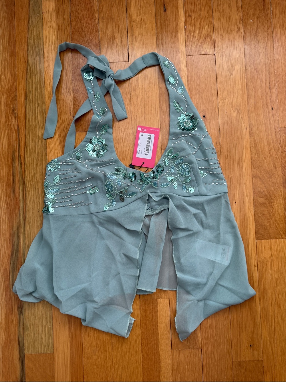 Edikted SEQUIN CHIFFON SPLIT FRONT TOP